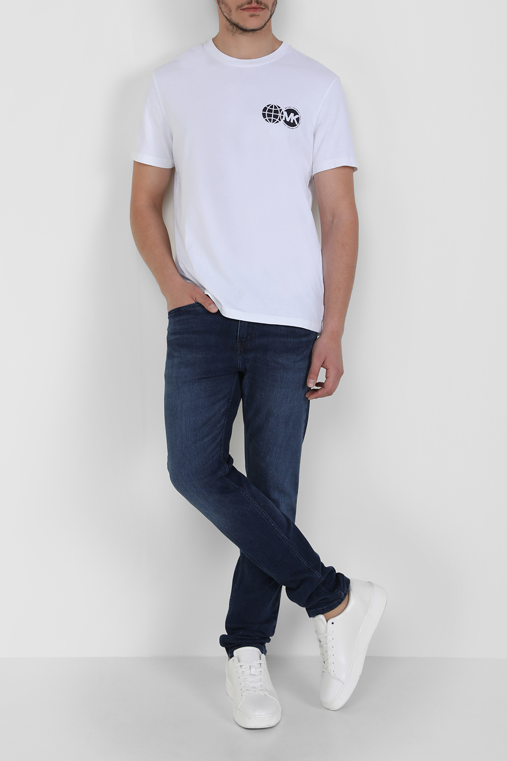 חולצת טי מכותנה ממוחזרת